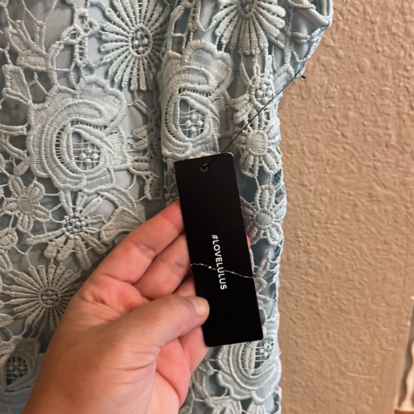 𝅺LULUS Romance Language light blue Backless Lace Dress NWT - Picture 9 of 12